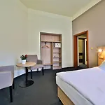 Atlantic Hotel