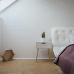 Dot 3 Bdr Apartment With Tyn Cathedral View & Ac