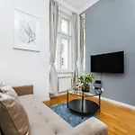 Anytime Holiday- Muzeum Apartments