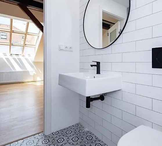 Rooftop Apartment No 22 - Center Art District Letna