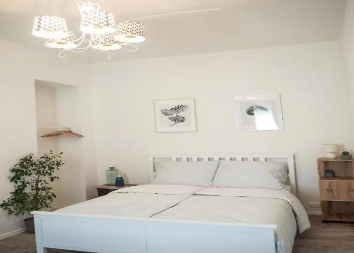 Gallys Apartment Lounge
