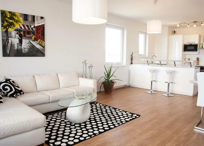 Prostorny 3 Pokojovy Apartman S Dvema Terasami