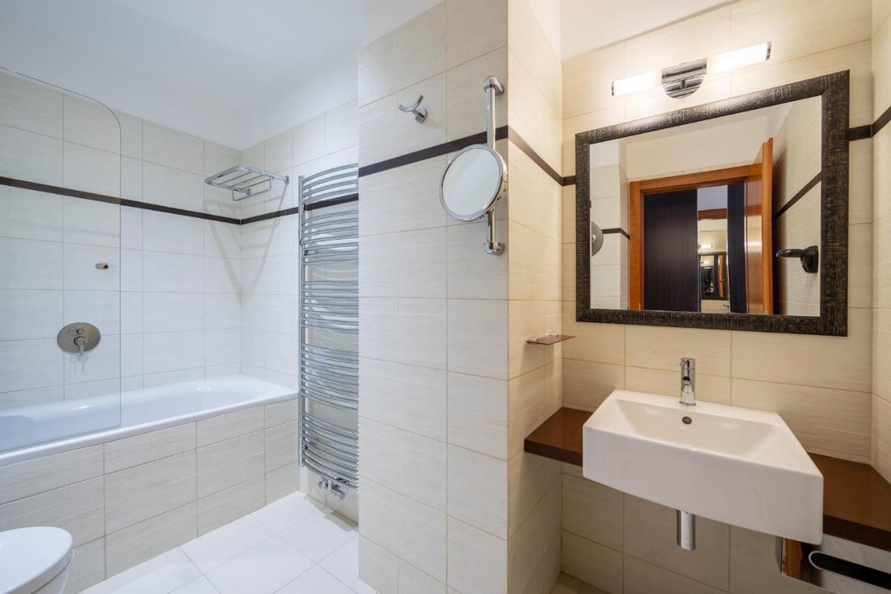 Design Merrion Hotell 4*
