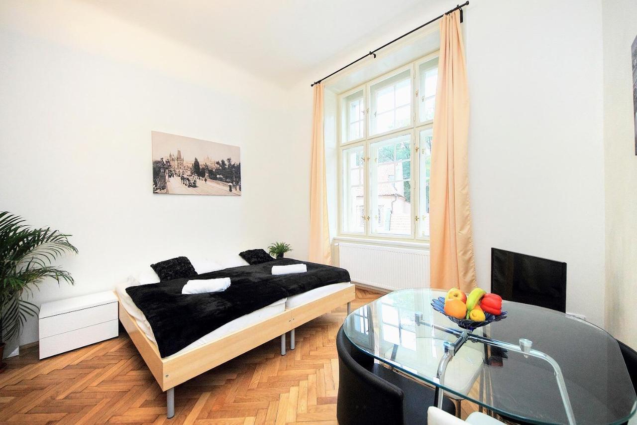 Peaceful Couple / Old Town / Jewish Quarter Apartment Prag