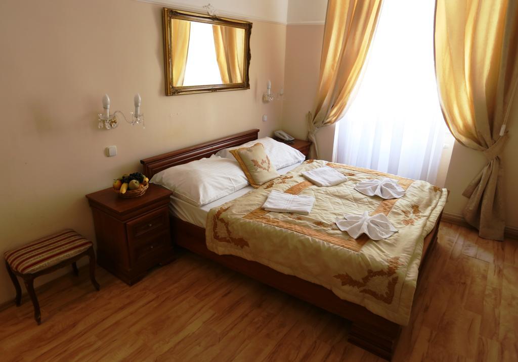 Donatello Hotell 3*