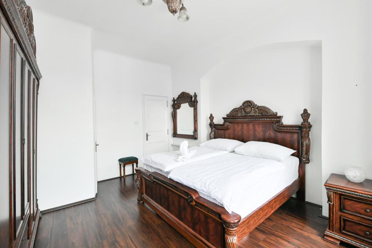 Comfort Central Apartment, 4bdrm, 2bthrm Apartment