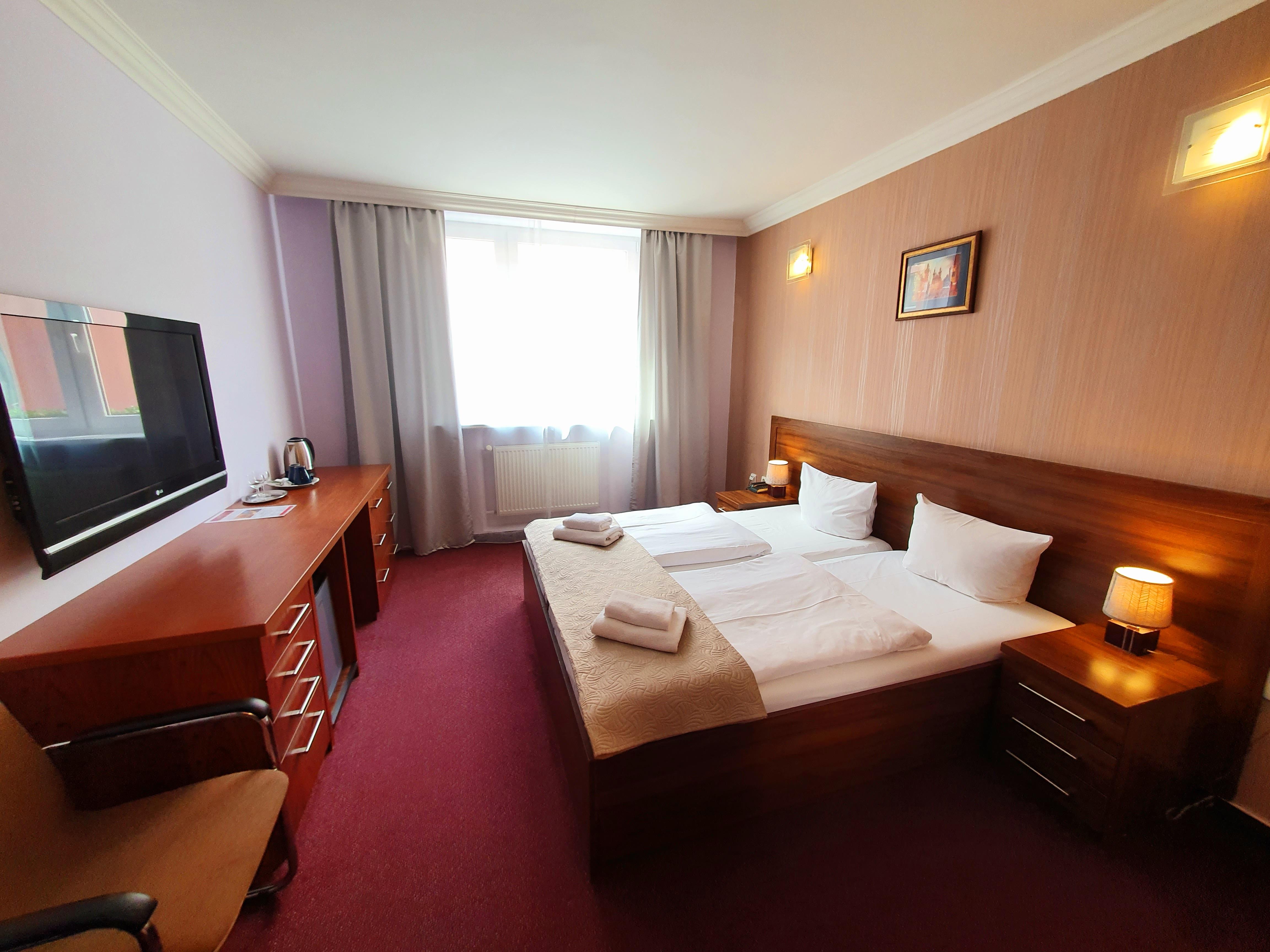 Relax Hotel 4*