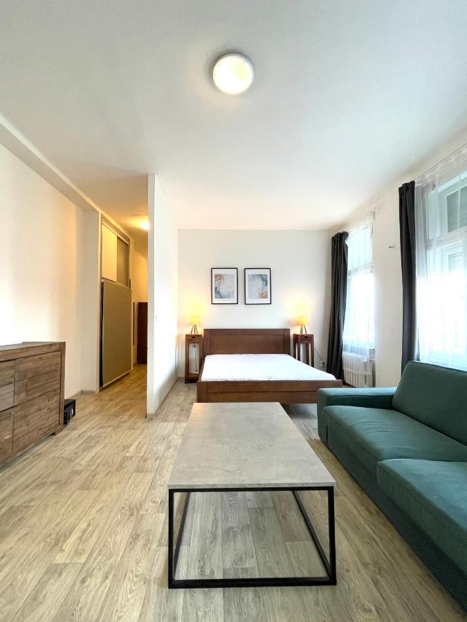 Hradebni - Terrace In The Old Town Apartment Prague