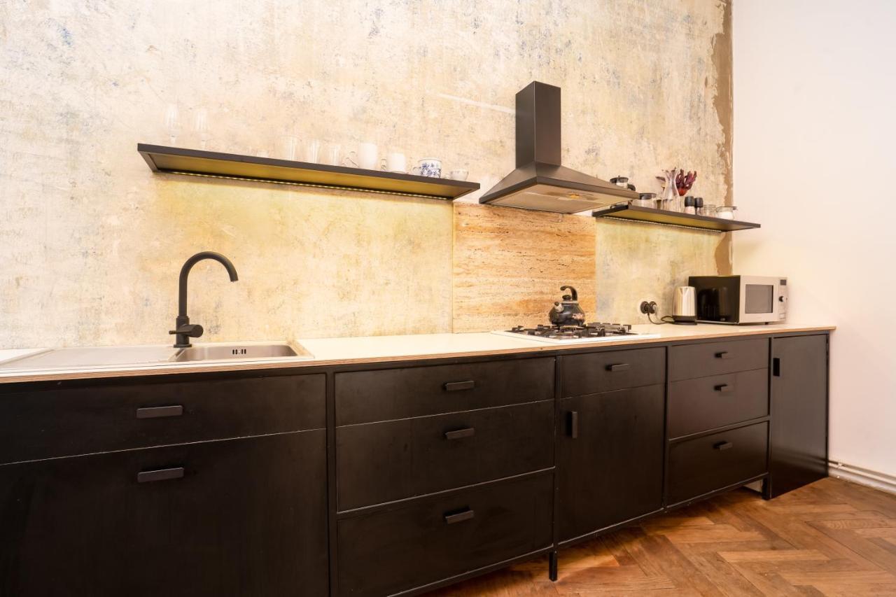 Apartment Days - 2bdr - Bright - Quiet Area *