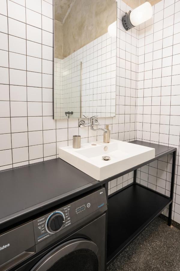 Apartment Days - 2bdr - Bright - Quiet Area