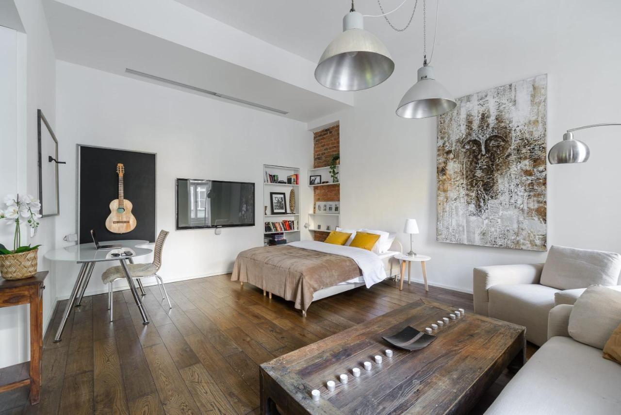 Luxury Three-room Apartment Prag