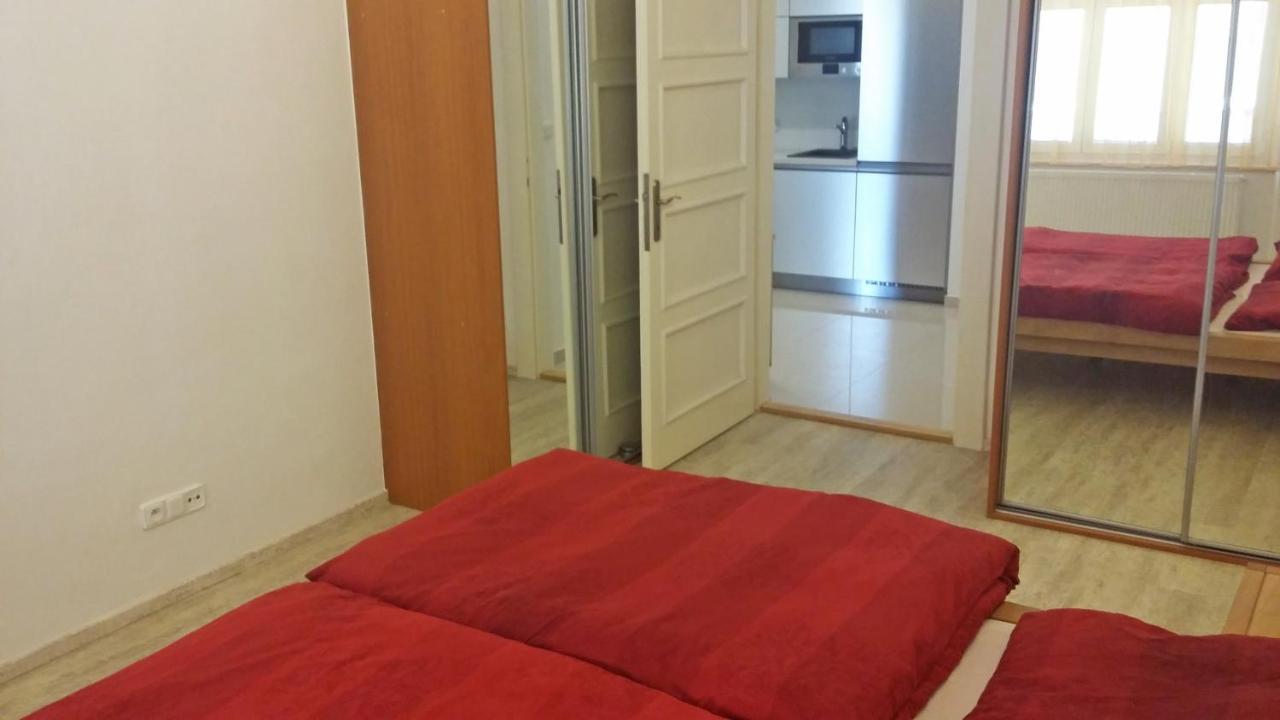 Apartment New In A Historical Building Prague