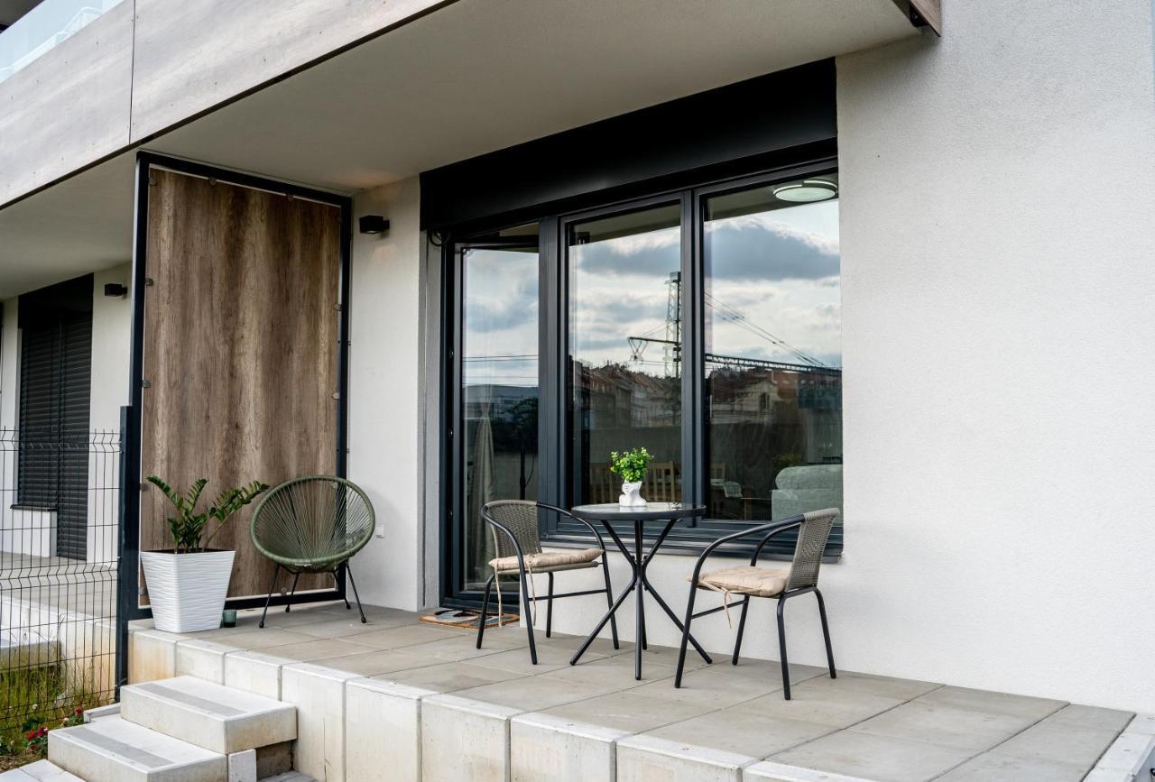 Apartment Free Parking- Newly Built