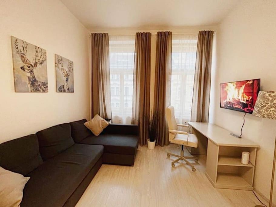 Apartment Leger