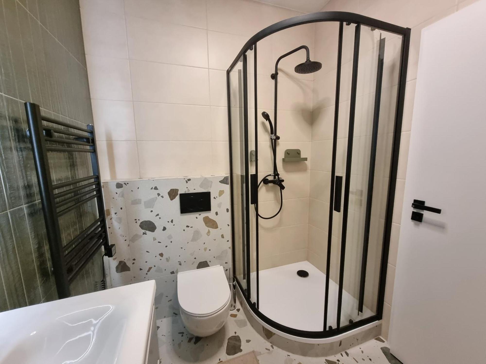 Apartment 7th Heaven Close To Metro And Center *