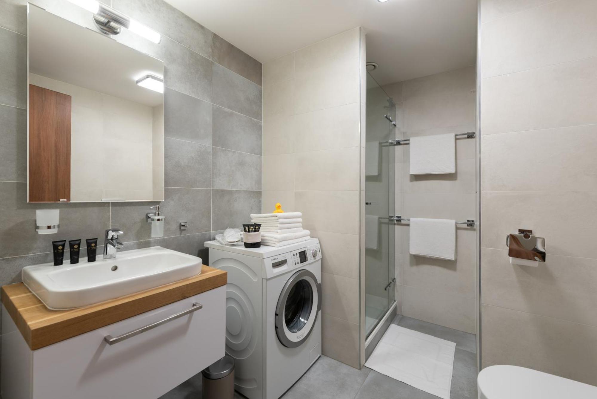 Luxury & Air-conditioned Osko Near The Center *
