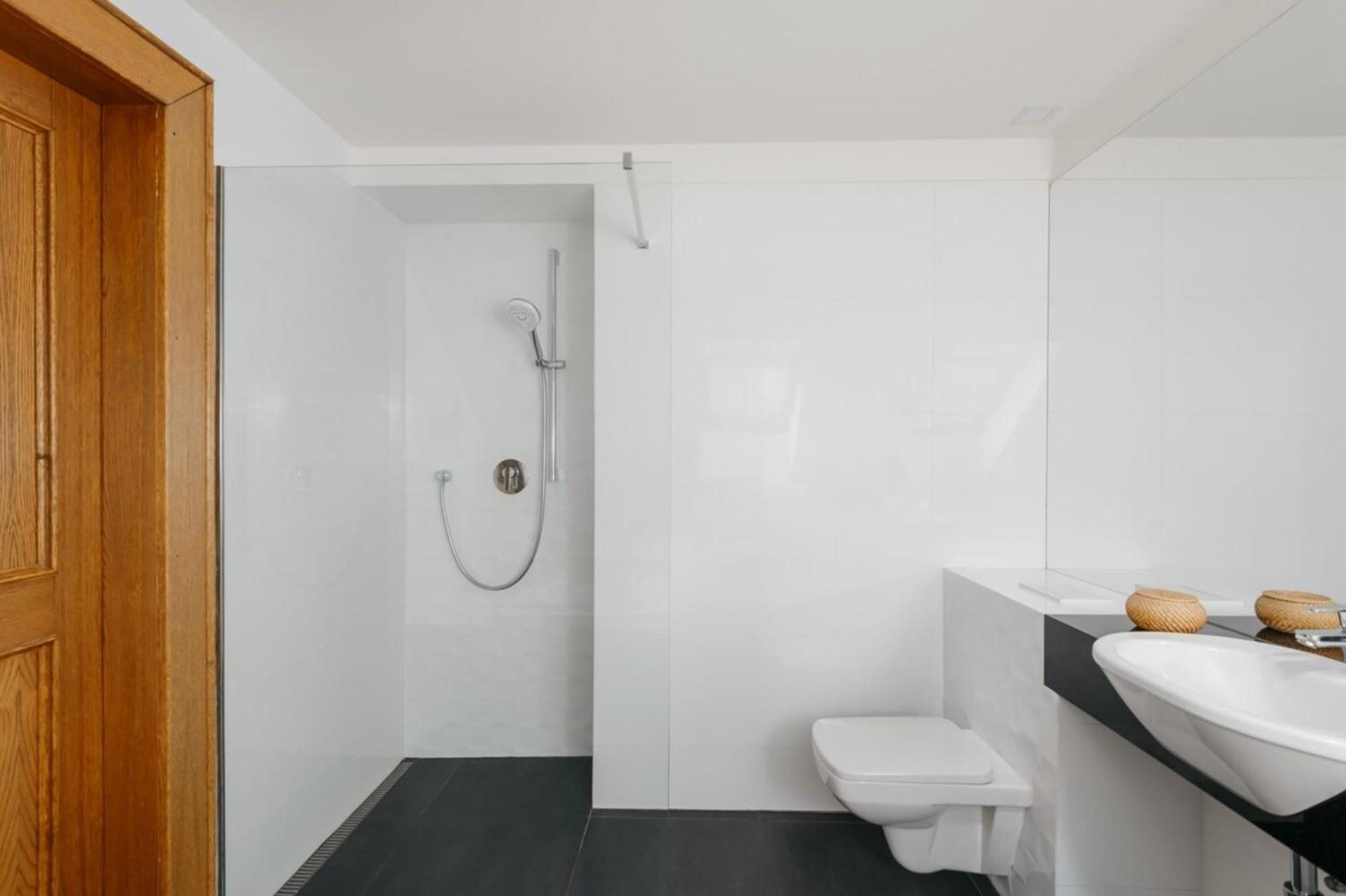 Apartmán Eli Spacious With Old Town View, Parking & Ac Praha
