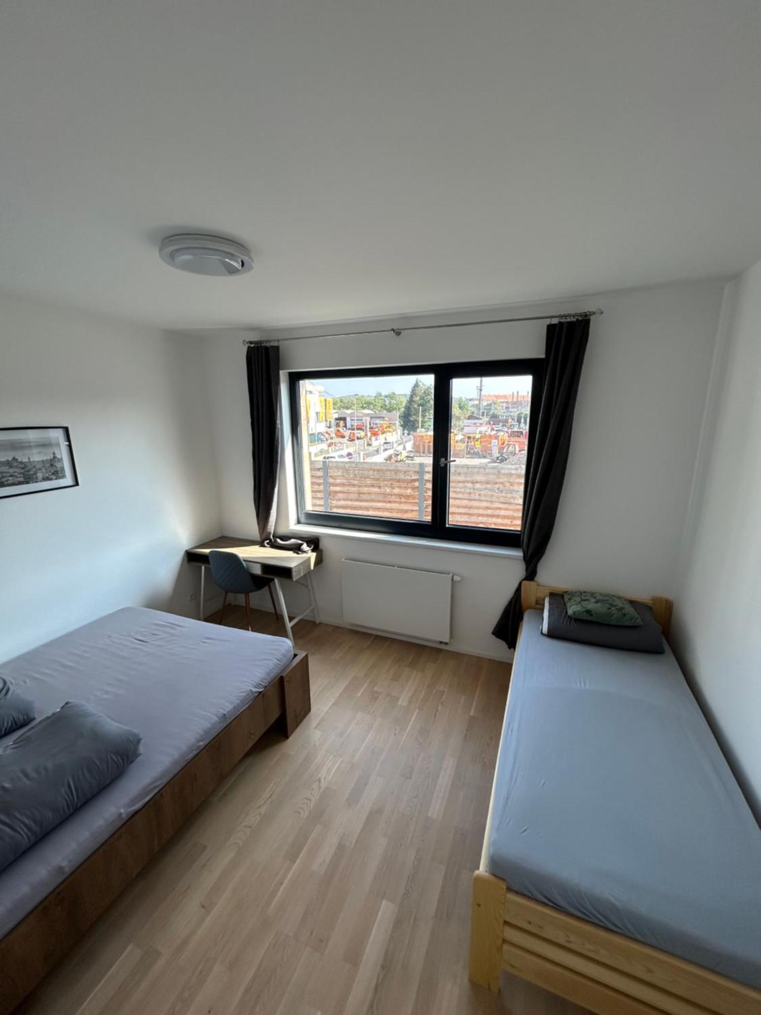 Apartment Free Parking- Newly Built *