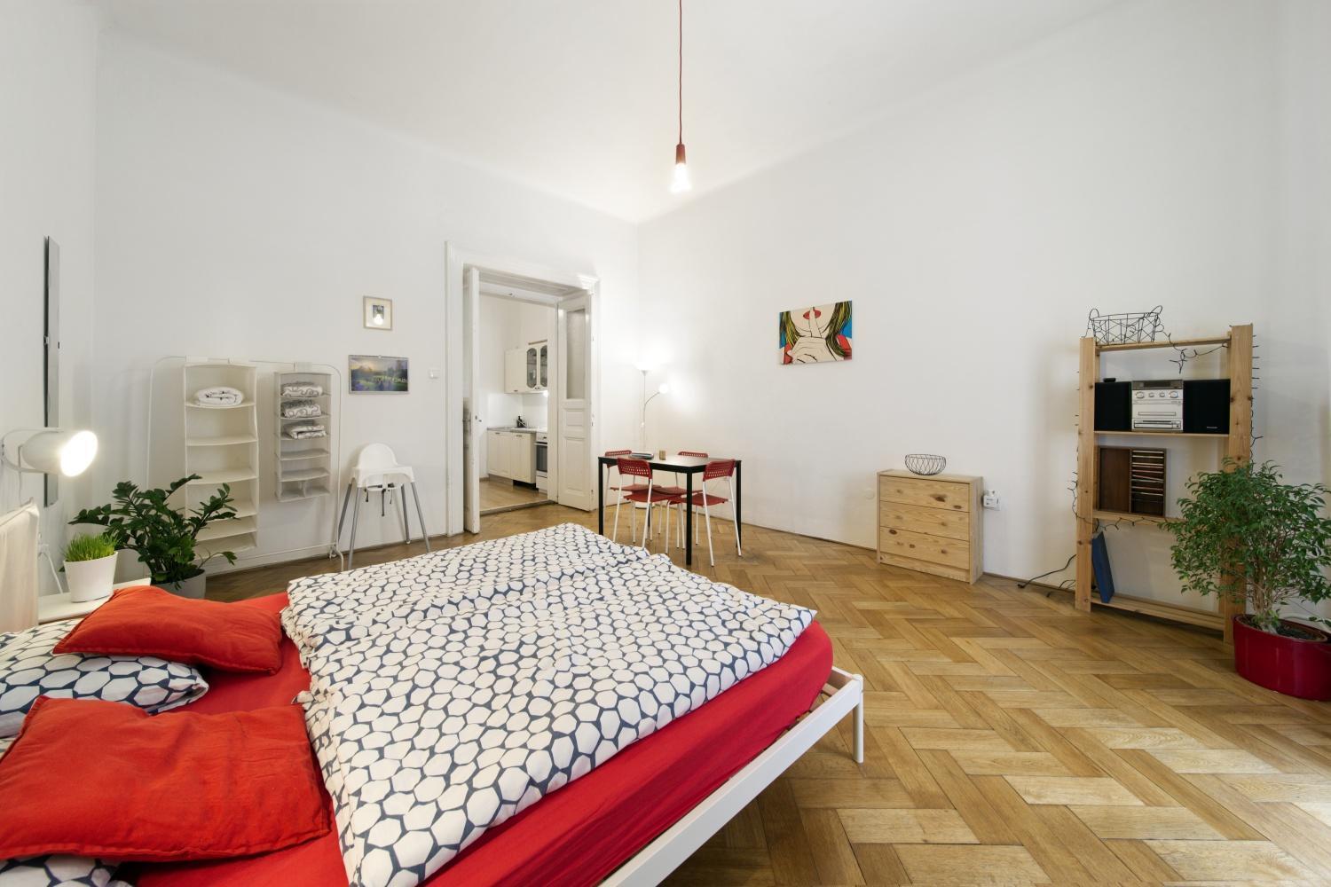 Apartment Like At In Center Of