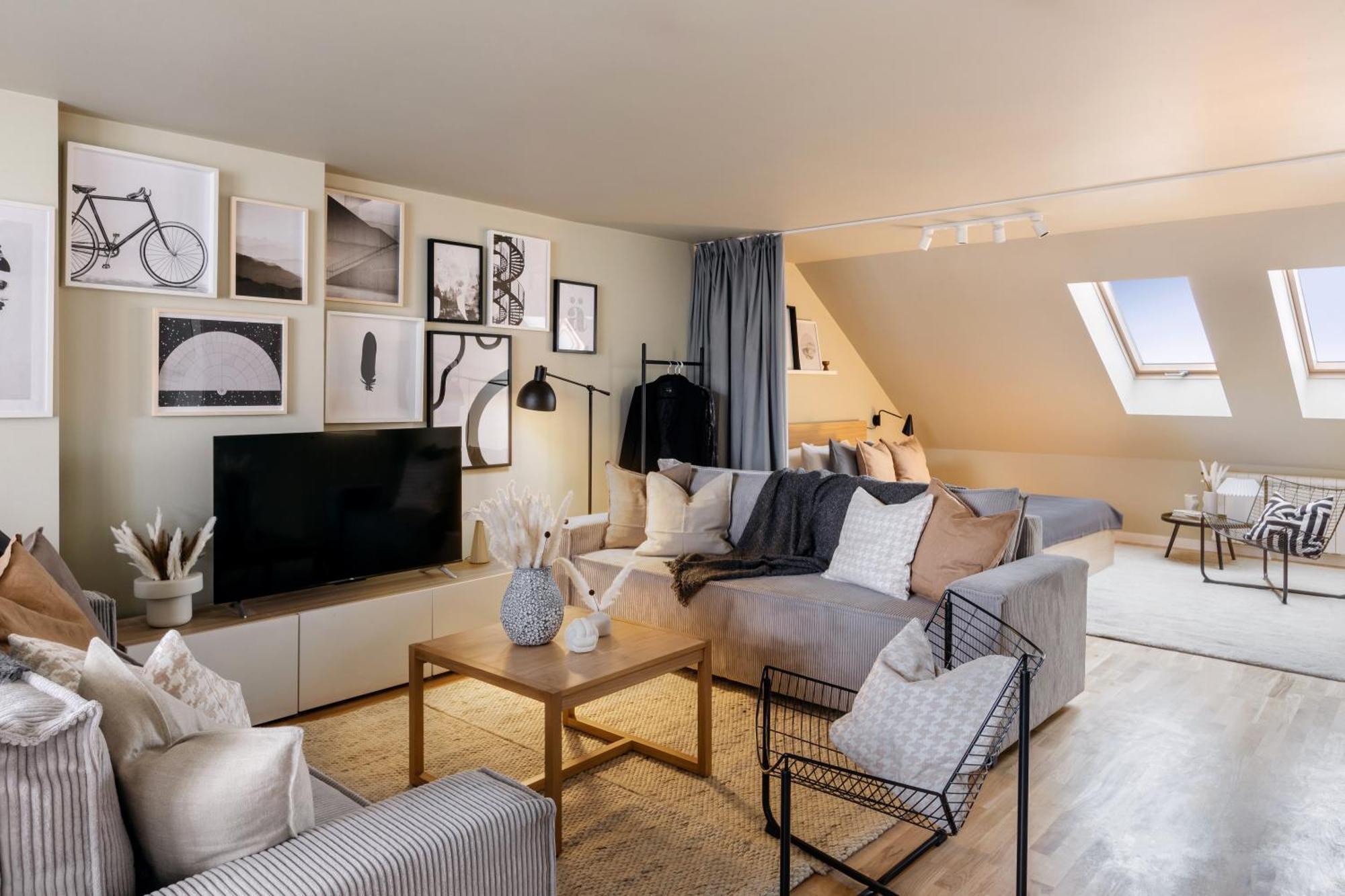 Turnkey I Karlin Square Apartment