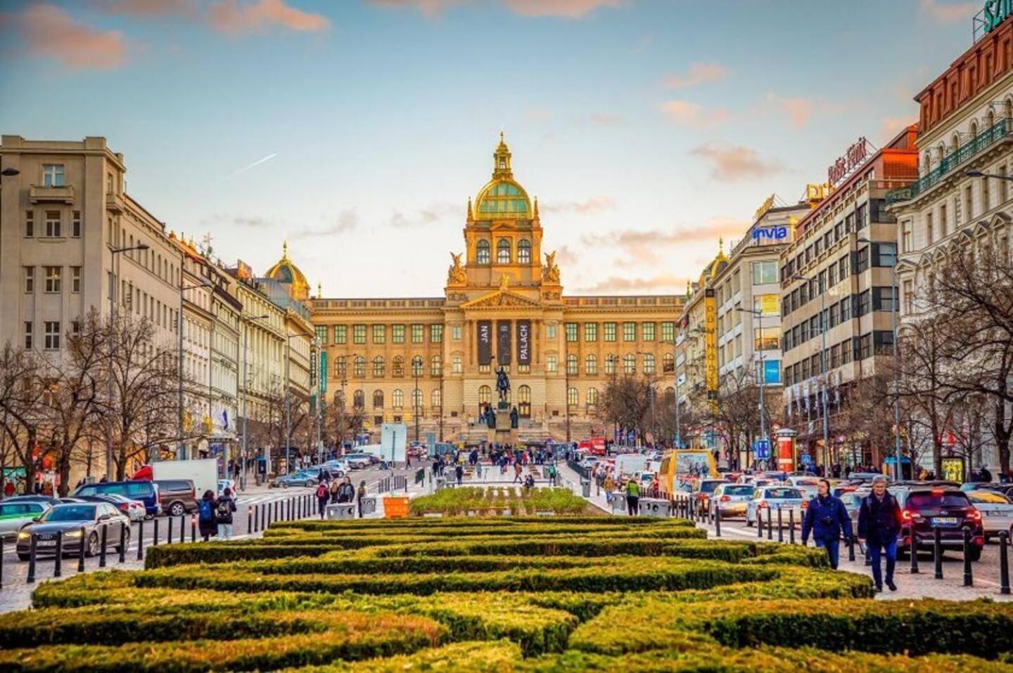 U Metra, 4 Hoste, Parking Free, Blizko O2 Arena Prague