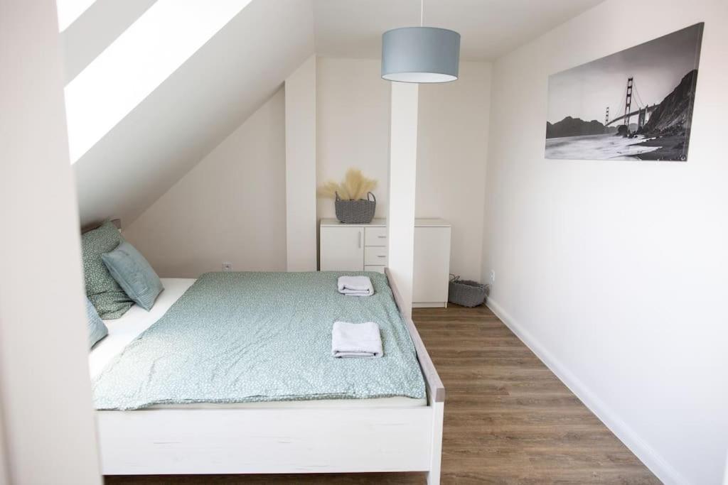 Bohemia 95m Apartment