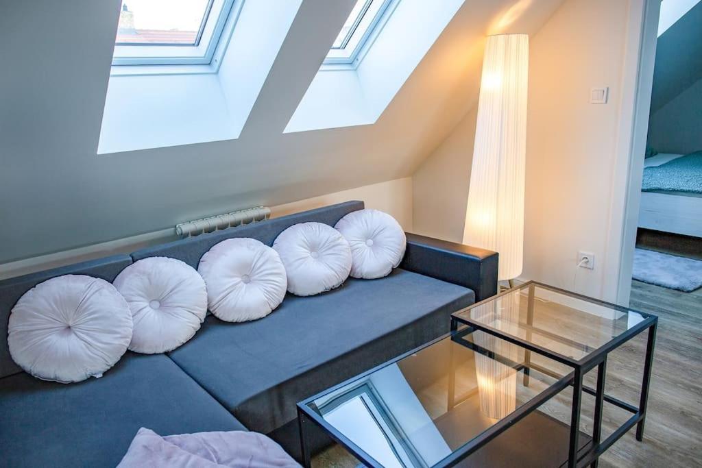 Bohemia 95m Apartment Prag
