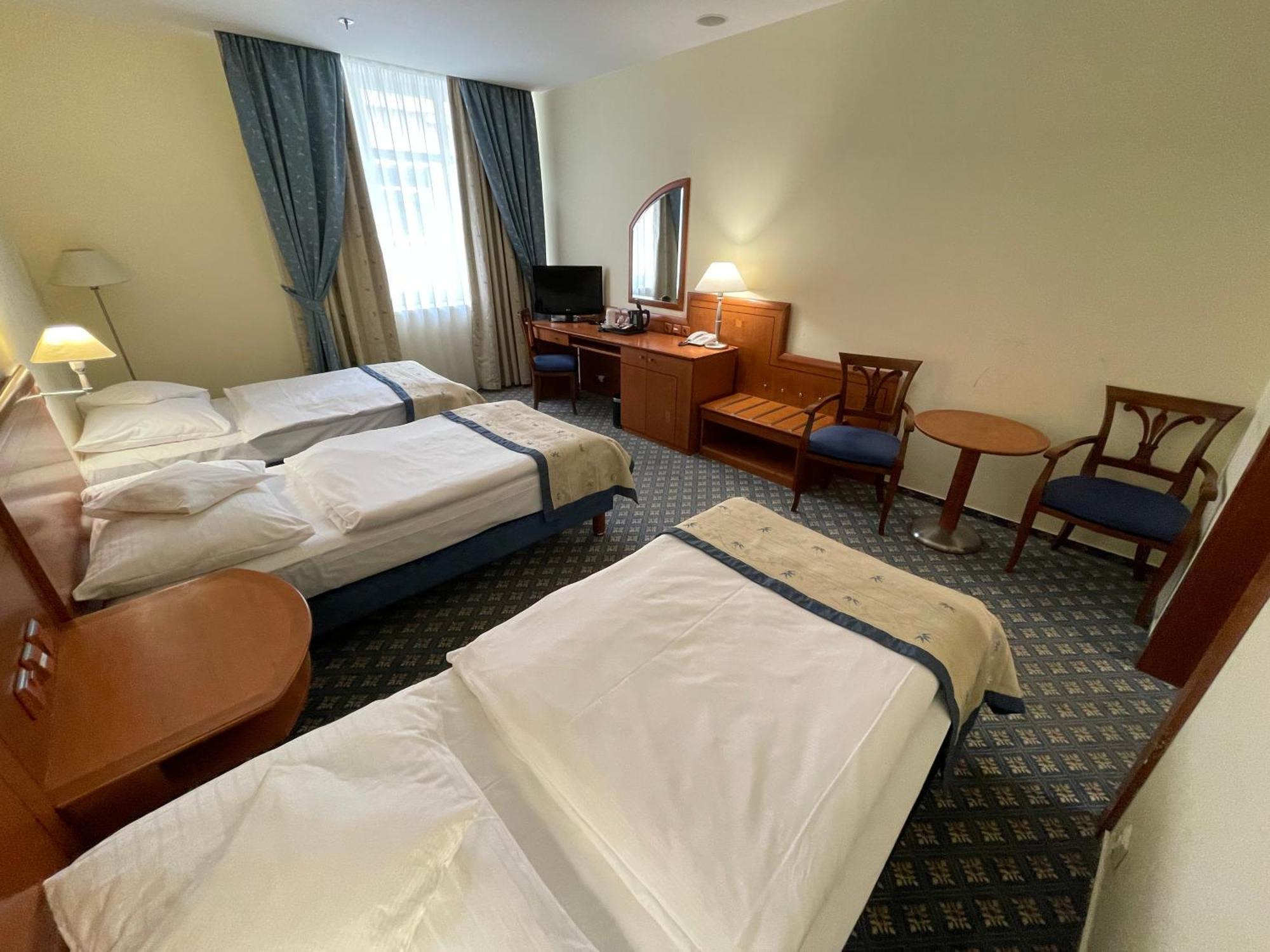 Hotell Ramada Centre Prag