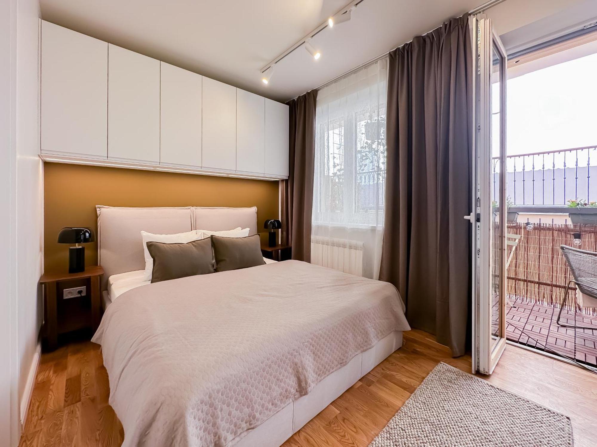 Turnkey I Karlin Square Apartment