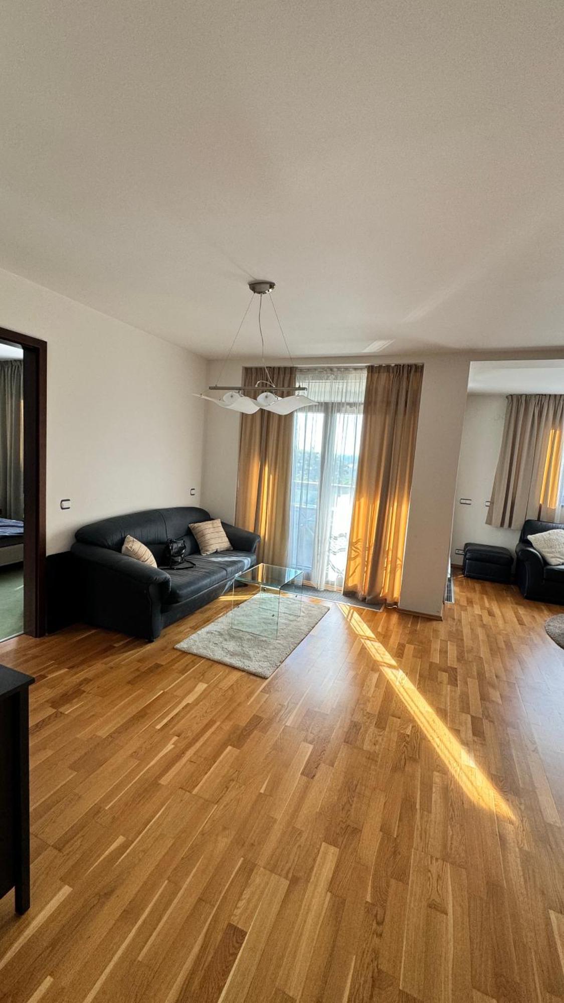 Homestay Guest House *