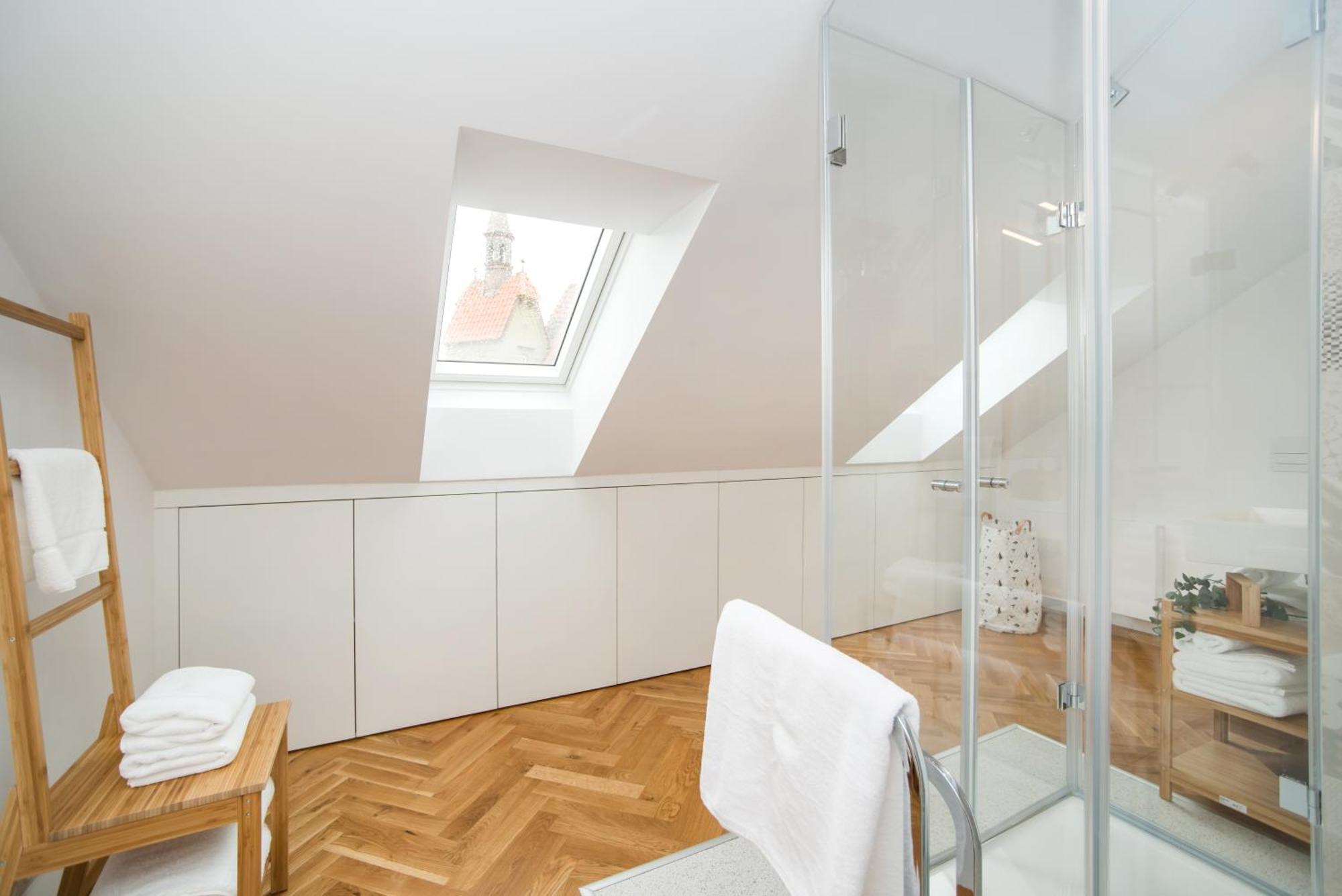 Large And Modern In The Heart Of Prag