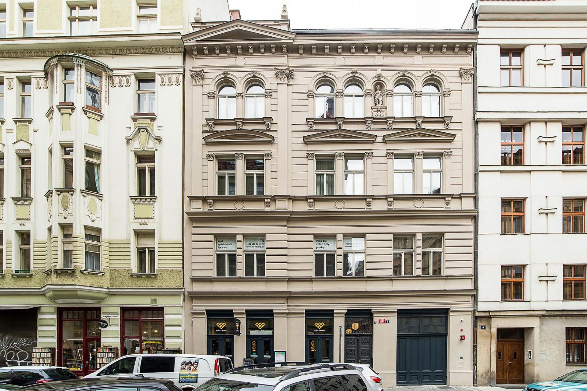 Apartment Large And Modern In The Heart Of *