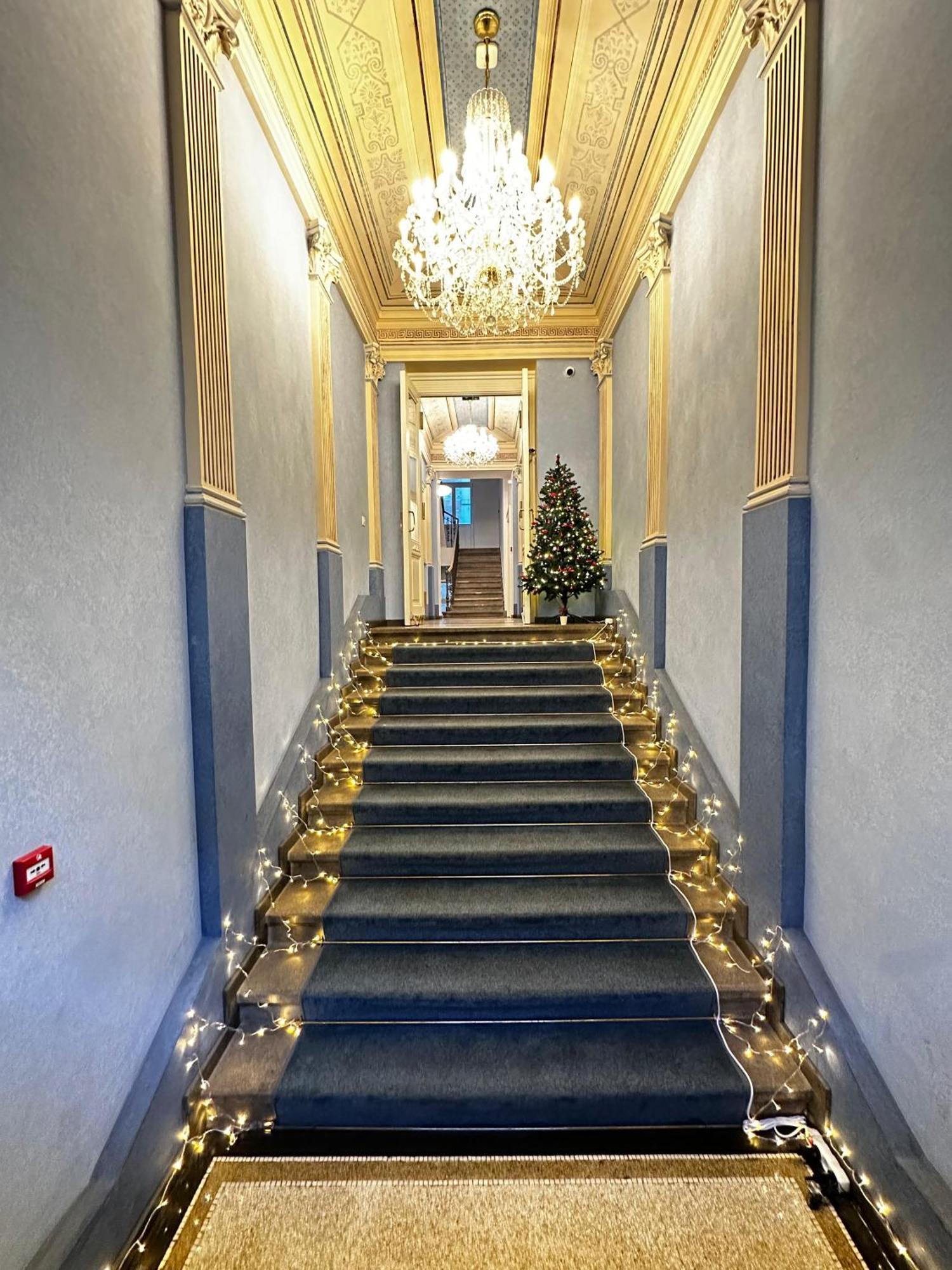 Petrin Tower 4* Prag