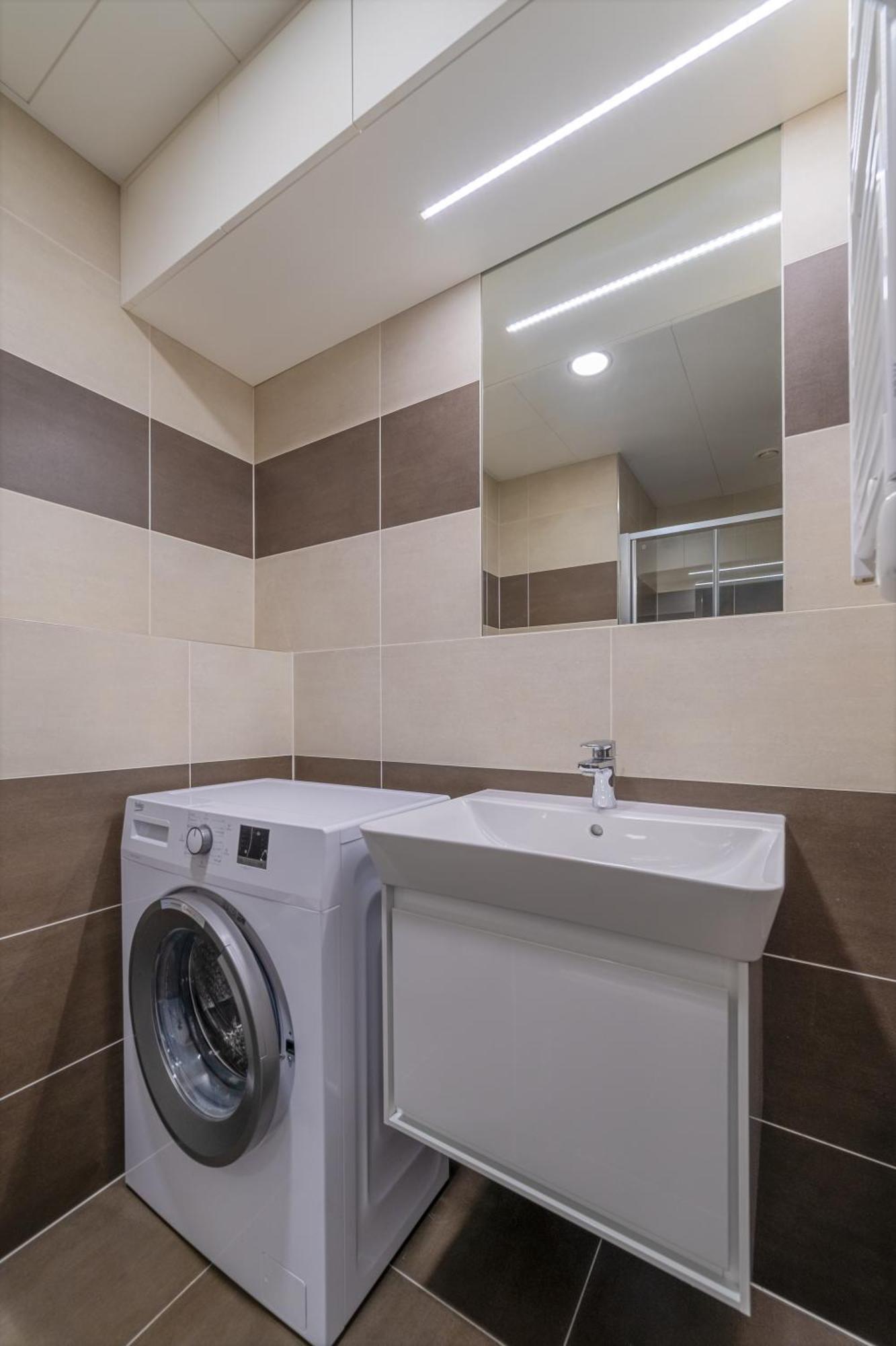 Mymozart By Rentez Apartment