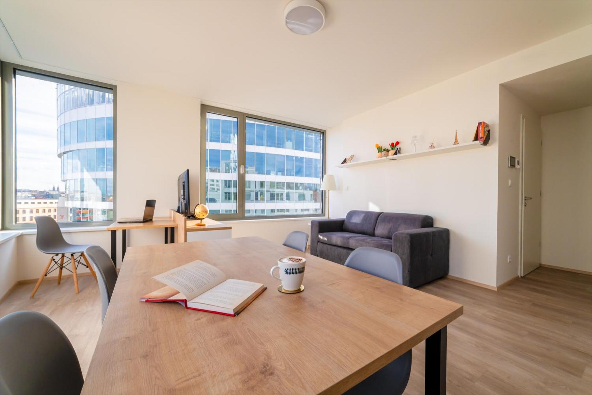 Apartment Mymozart By Rentez Prag