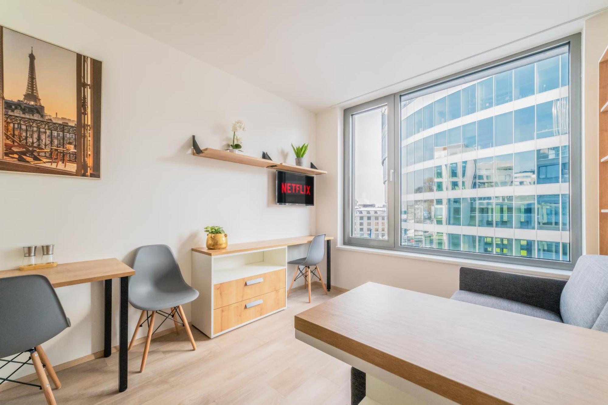 Mymozart By Rentez Apartment