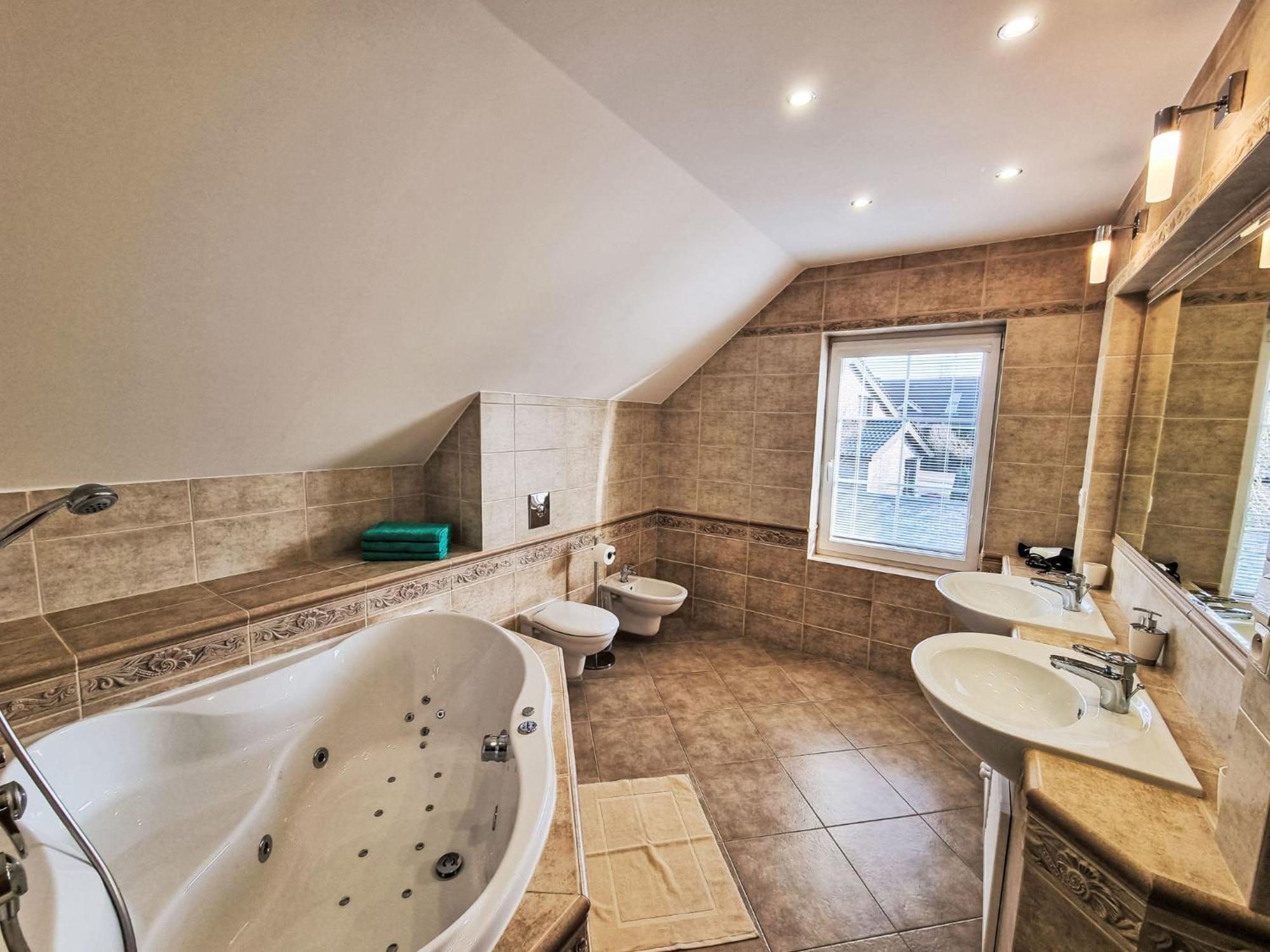 Libonovska By Interhome Villa Prag