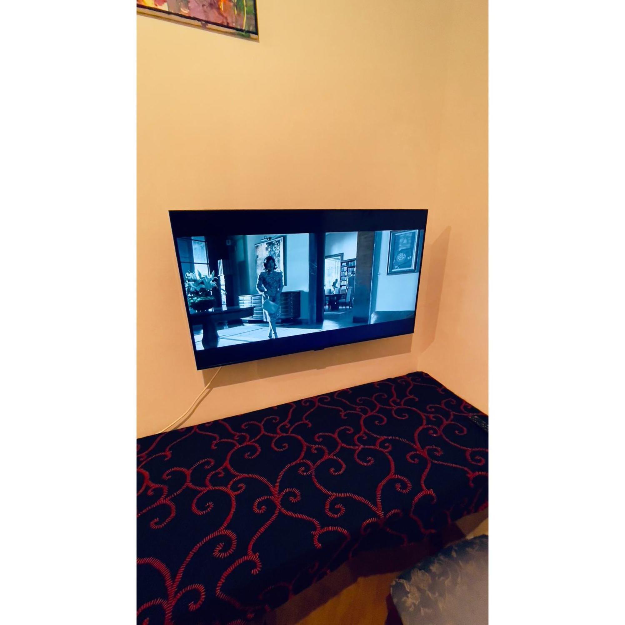 Center Of 369 Apartment *