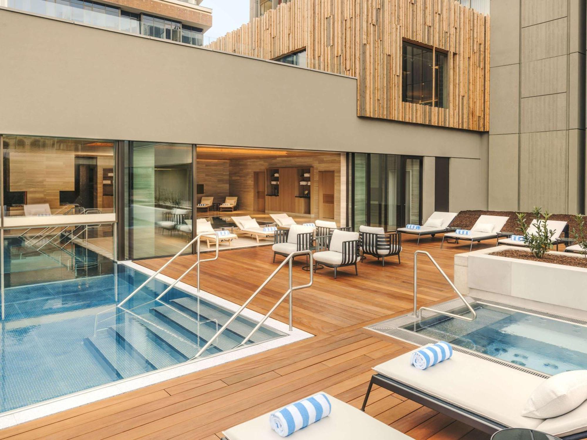 Intercontinental