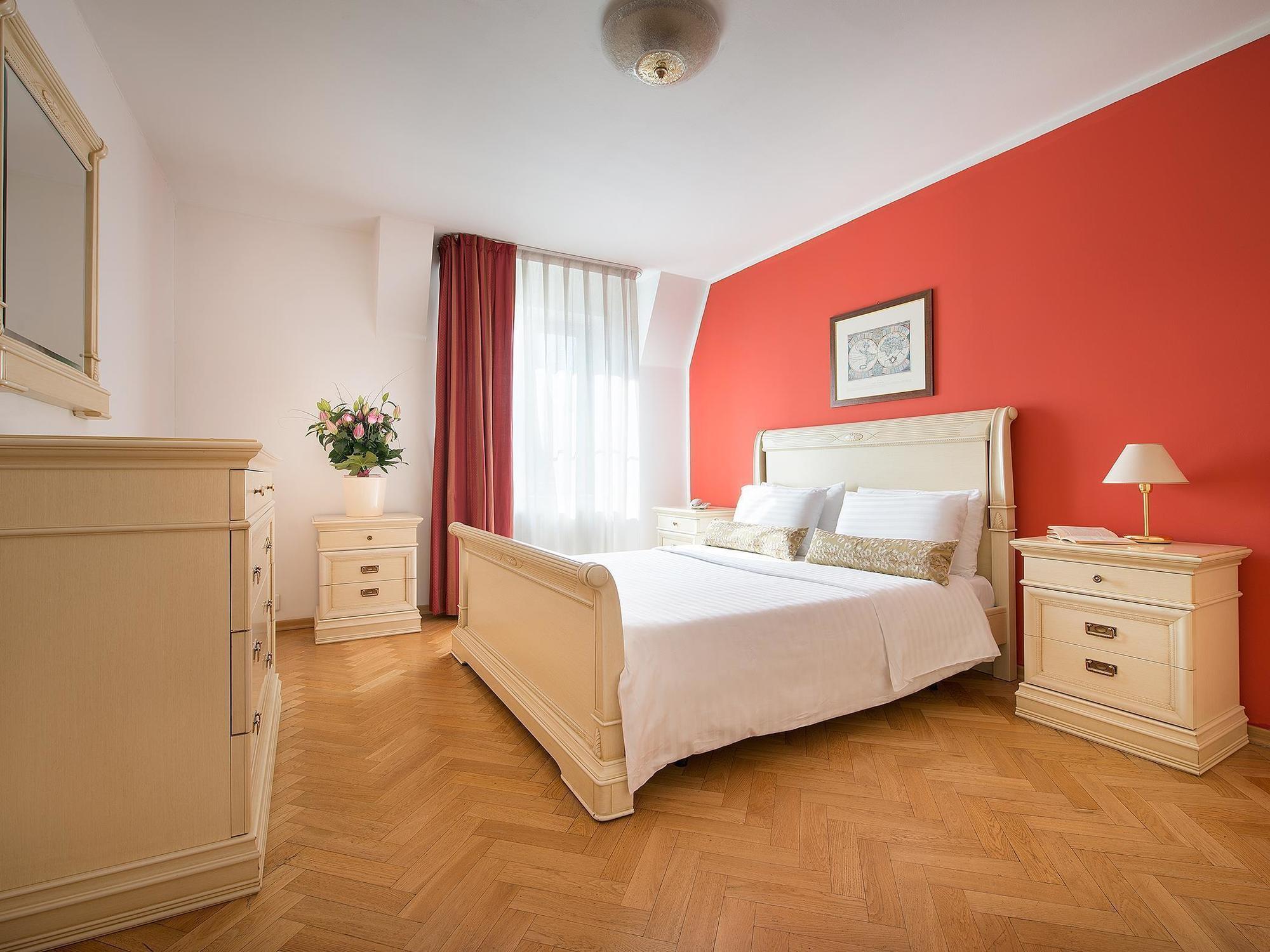 Hotel Suite Home Prague 4* Prag