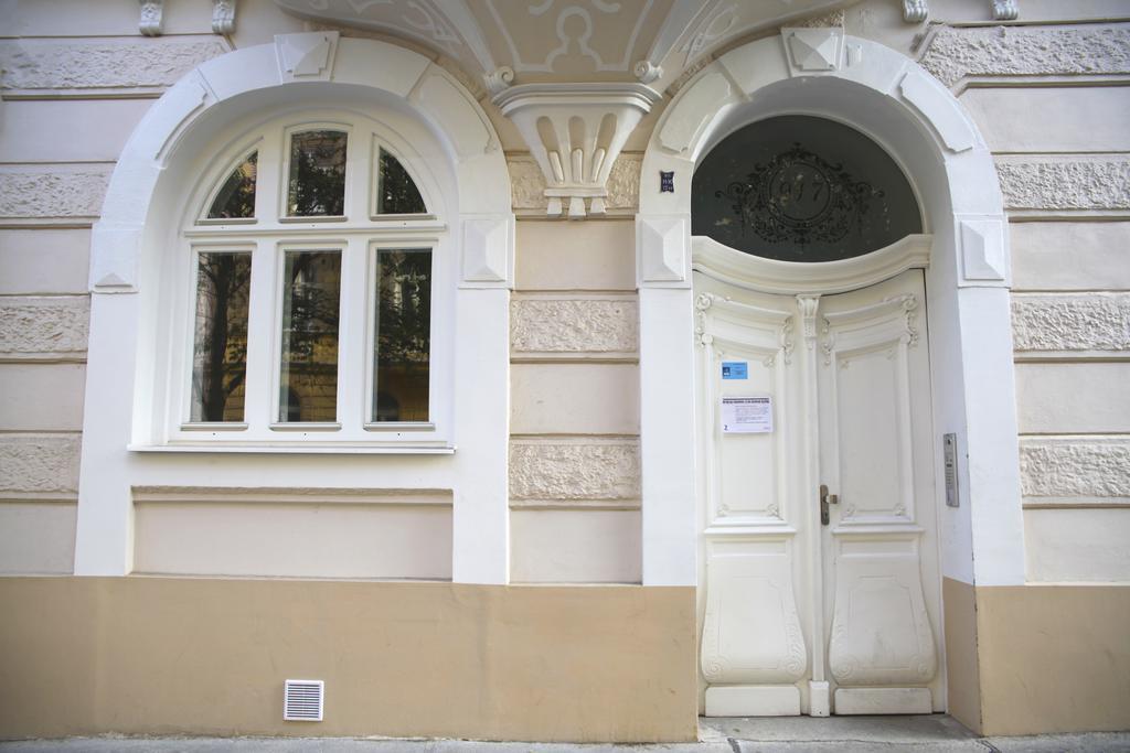 Simackova 15/52 Prague