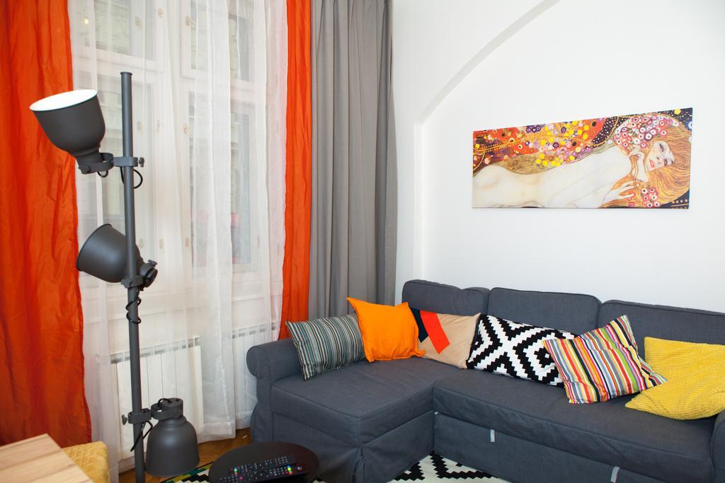 Apartment Simackova 15/52 *