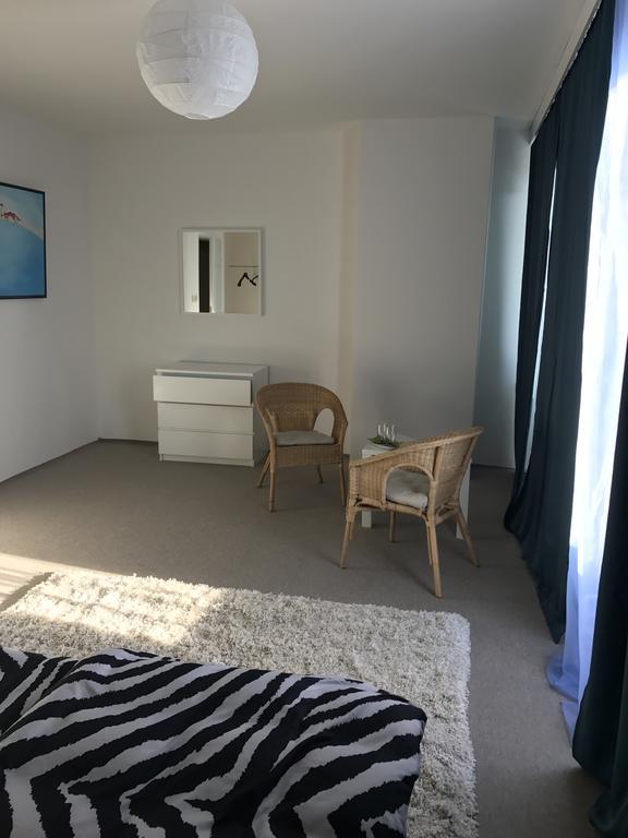 Bed & Breakfast B&B Home Praha