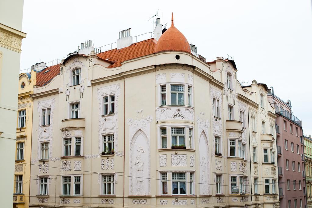 Simackova 15/52 Apartment Prague