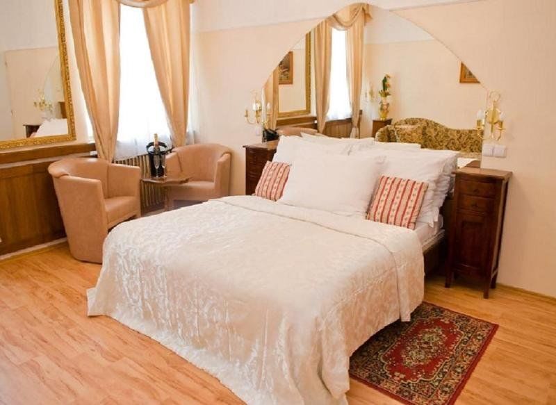 Donatello Hotell 3*