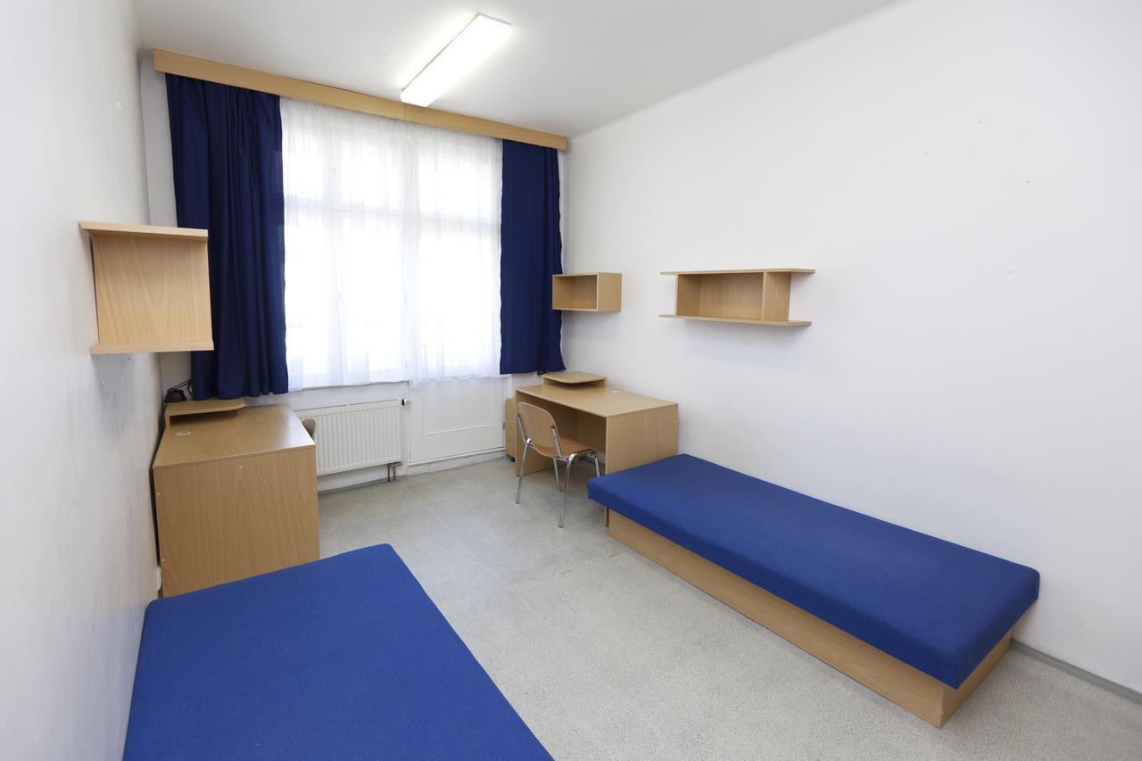 Hostel Orlik *
