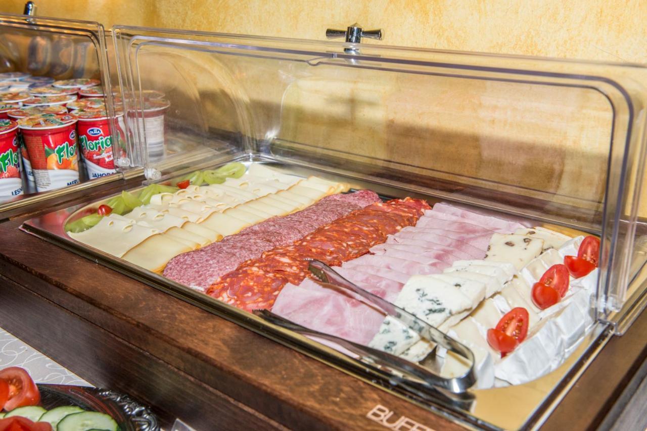 Hotel černý Slon 4*