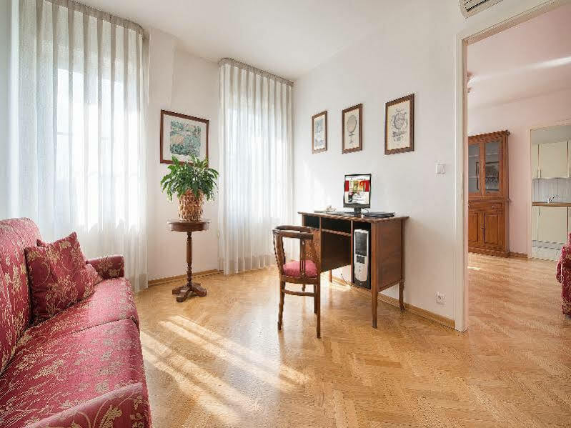 Hotel Suite Home Prague 4* Prag