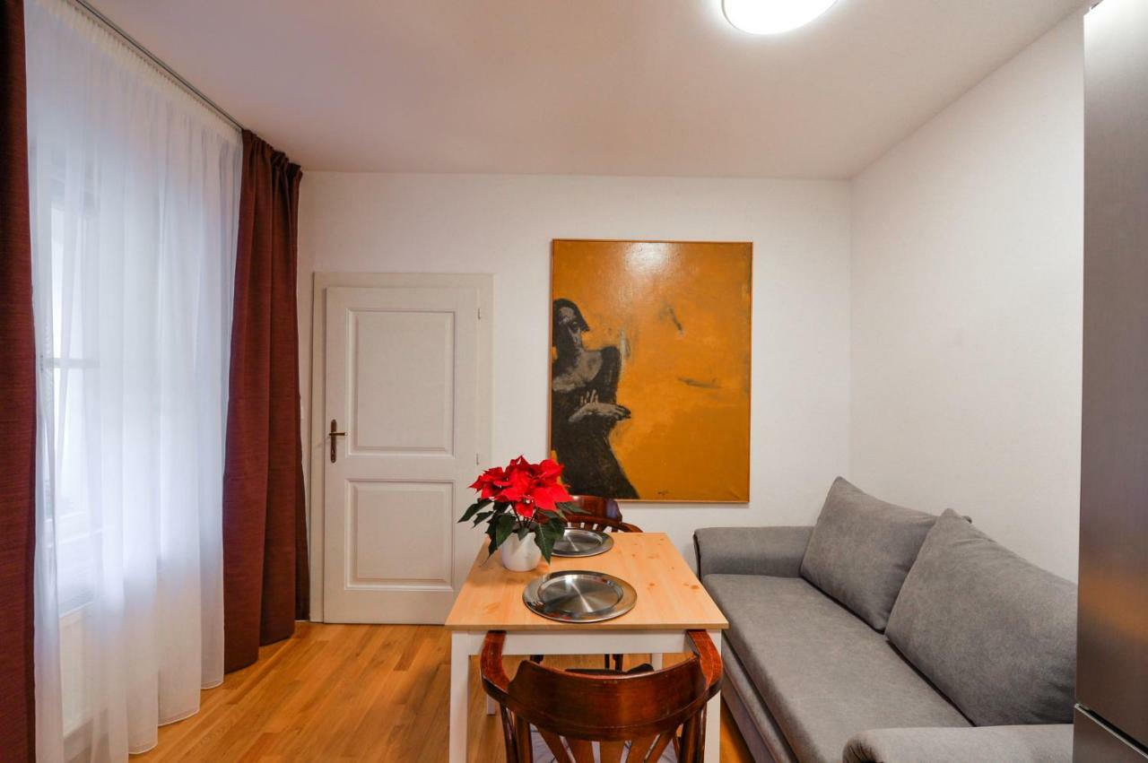 Apartmán Romantic Near Charles Bridge