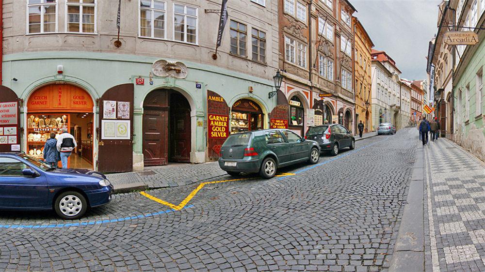 Hotell The Golden Wheel Prag